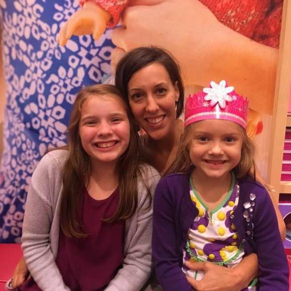 Meet your Posher, Lauren - Picture 1 of 1